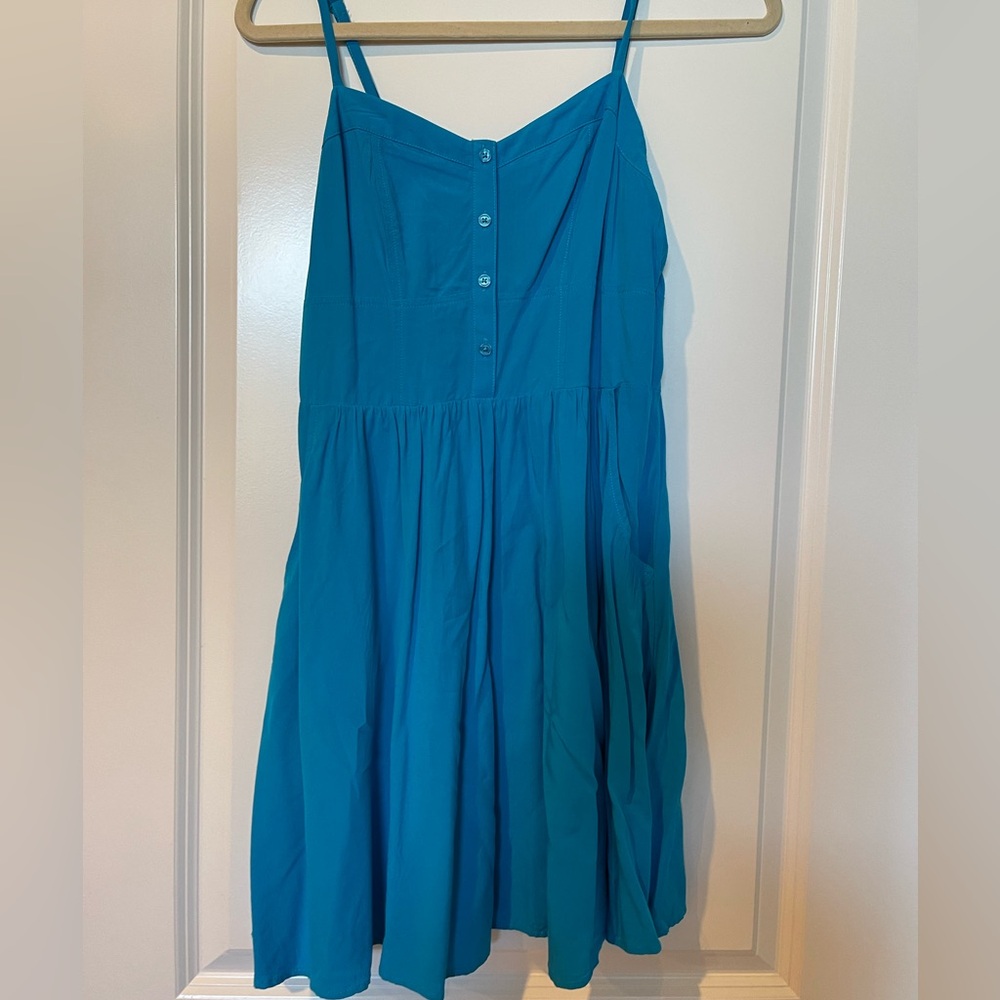 Women’s dress